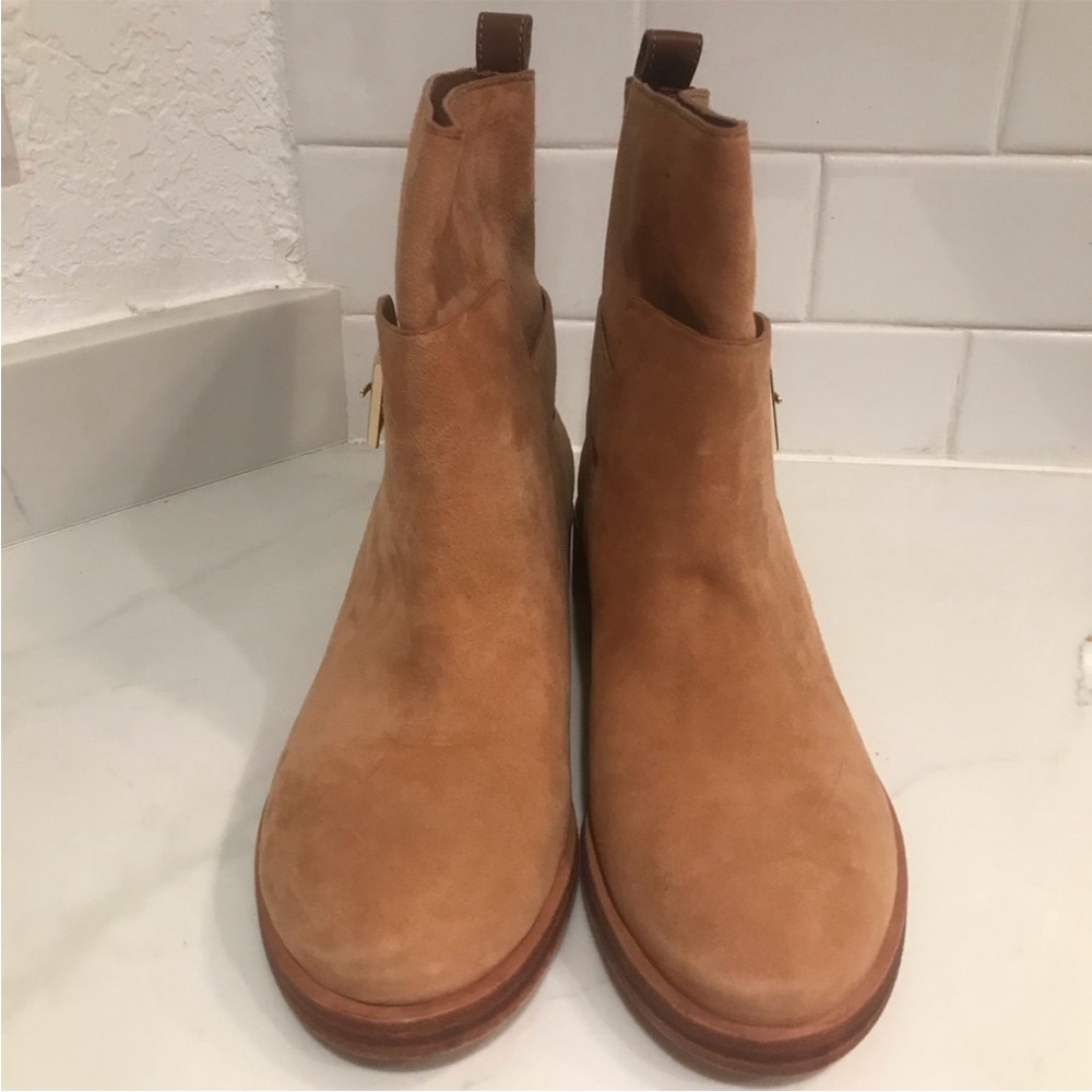 Tory Burch Boots